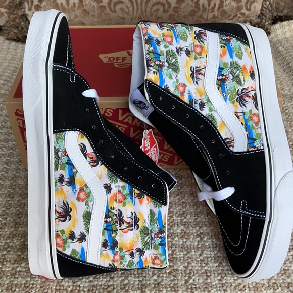 Vans Men’s Sk8-Hi ALOHA Black/True White Sneakers - Picture 12 of 16
